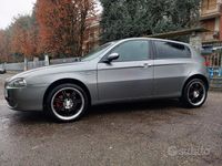 Usata Alfa Romeo 147 Exclusive 116 CV (85 kW) 2005 Grigio Utilitaria