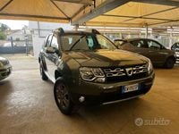 Usata Dacia Duster Lauréate 110 CV (80 kW) 2014 Verde SUV