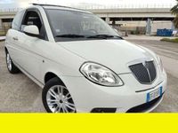 Usata Lancia Ypsilon 75 CV (55 kW) 2011 Bianco Utilitaria