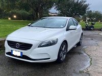 Usata Volvo V40 115 CV (84 kW) 2013 Bianco Berlina