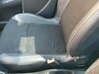 Usado Renault Clio II LE 75 CV (55 kW) 2008 Gris Utilitario