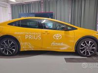 Usata Toyota Prius Lounge 151 CV (111 kW) 2023 Giallo Utilitaria