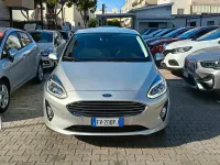 Usata Ford Fiesta 86 CV (63 kW) 2019 Grigio Utilitaria