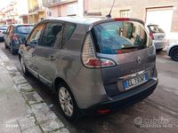 Usata Renault Scénic III 110 CV (80 kW) 2012 Monovolume