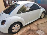 Usata VW New Beetle 90 CV (66 kW) 1999 Bianco Utilitaria