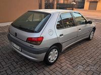 Usata Peugeot 306 75 CV (55 kW) 1997 Grigio Berlina