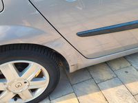 Usata Renault Scénic II LIMITED 106 CV (77 kW) 2005 Grigio Monovolume