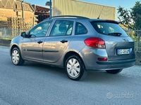 Usata Renault Clio GrandTour 58 CV (42 kW) 2011 Grigio Station wagon