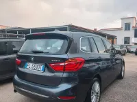 Usado BMW 218 Luxury Line 150 HP (110 kW) 2017 Cinzento Carrinha