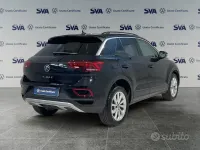 Usata VW T-Roc Edition 116 CV (85 kW) 2024 Deep black SUV