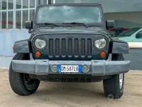 Usata Jeep Wrangler Sahara 177 CV (130 kW) 2008 Nero SUV