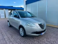 Usata Lancia Ypsilon 95 CV (69 kW) 2011 Grigio Utilitaria