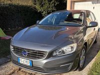 Usata Volvo V60 Business Edition 120 CV (88 kW) 2015 Station wagon