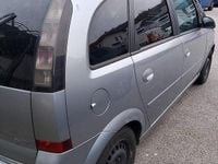 Usata Opel Meriva Enjoy 90 CV (66 kW) 2010 Grigio Monovolume