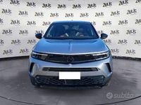 Usata Opel Mokka 101 CV (74 kW) 2023 Grigio SUV