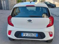 Usata Kia Picanto Active 67 CV (49 kW) 2019 Bianco Utilitaria