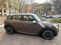 Usata Mini Cooper D Countryman 111 CV (81 kW) 2015 Marrone SUV