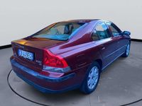 Usata Volvo S60 163 CV (119 kW) 2002 Rosso Berlina