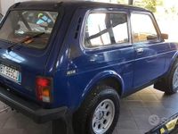 Usata Lada niva 75 CV (55 kW) 2001 Blu SUV