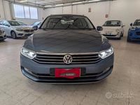 Usata VW Passat Highline 150 CV (110 kW) 2016 Blu Station wagon