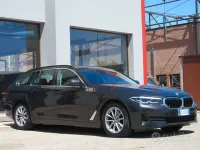 Usata BMW 520 190 CV (139 kW) 2022 Sophistograu metallic Berlina