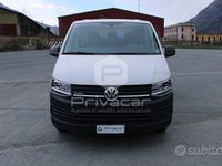 Usata VW Caravelle Comfortline 150 CV (110 kW) 2019 Bianco Monovolume