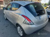 Usata Lancia Ypsilon Gold 69 CV (50 kW) 2011 Grigio Utilitaria