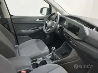 Usata VW Caddy Life 102 CV (75 kW) 2021 Grigio Monovolume