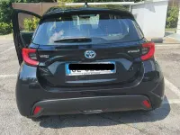 Usata Toyota Yaris Hybrid Trend 92 CV (67 kW) 2022 Nero Berlina