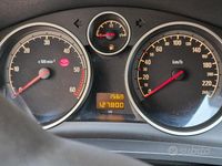 Usata Opel Zafira 120 CV (88 kW) 2005 Monovolume