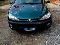 Usata Peugeot 206 Roland Garros 75 CV (55 kW) 2000 Verde Berlina