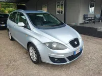 Begagnad Seat Altea XL Style 104 HK (76 kW) 2010 Silver Minibuss