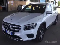 Usata Mercedes GLB200 150 CV (110 kW) 2022 Bianco SUV
