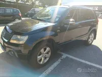 Usata Suzuki Vitara 129 CV (94 kW) 2011 Nero Station wagon