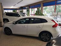 Usata Volvo V40 Business Edition 120 CV (88 kW) 2019 Bianco Berlina