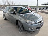 Usata Opel Astra Cosmo 125 CV (91 kW) 2012 Grigio Berlina