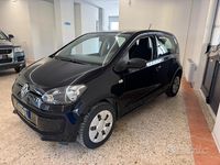 Usata VW up! Move 60 CV (44 kW) 2015 Nero Utilitaria