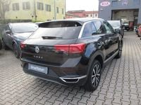 Usata VW T-Roc Style 116 CV (85 kW) 2018 Nero SUV