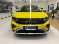 Nuova VW T-Cross Life 95 CV (69 kW) 2025 Grape yellow SUV