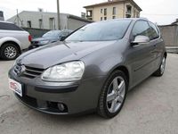 Usata VW Golf VI Sportline 105 CV (77 kW) 2008 Grigio scuro metallizzato Utilitaria