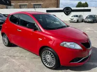 Usata Lancia Ypsilon Silver 69 CV (50 kW) 2017 Rosso Utilitaria