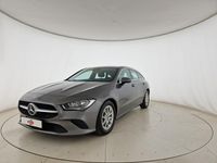 Usado Mercedes CLA180 Shooting Brake Executive 116 CV (85 kW) 2023 Gris Familiar