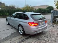 Usata BMW 320 Luxury Line 190 CV (139 kW) 2019 Grigio Station wagon