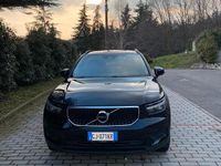 Usata Volvo XC40 Momentum 129 CV (94 kW) 2022 Nero SUV