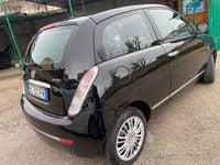 Usata Lancia Ypsilon 75 CV (55 kW) 2011 Nero Utilitaria