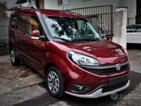 Usata Fiat Doblò Trekking 120 CV (88 kW) 2018 Rosso Monovolume