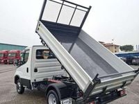 Usata Iveco Daily 140 CV (102 kW) 2023 Bianco Furgone