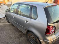 Usata VW Polo Sportline 80 CV (58 kW) 2008 Argento Utilitaria