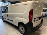 Usata Fiat Doblò S 120 CV (88 kW) 2020 Bianco Monovolume