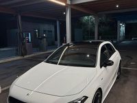Usata Mercedes A180 Edition 1 116 CV (85 kW) 2019 Bianco Berlina
